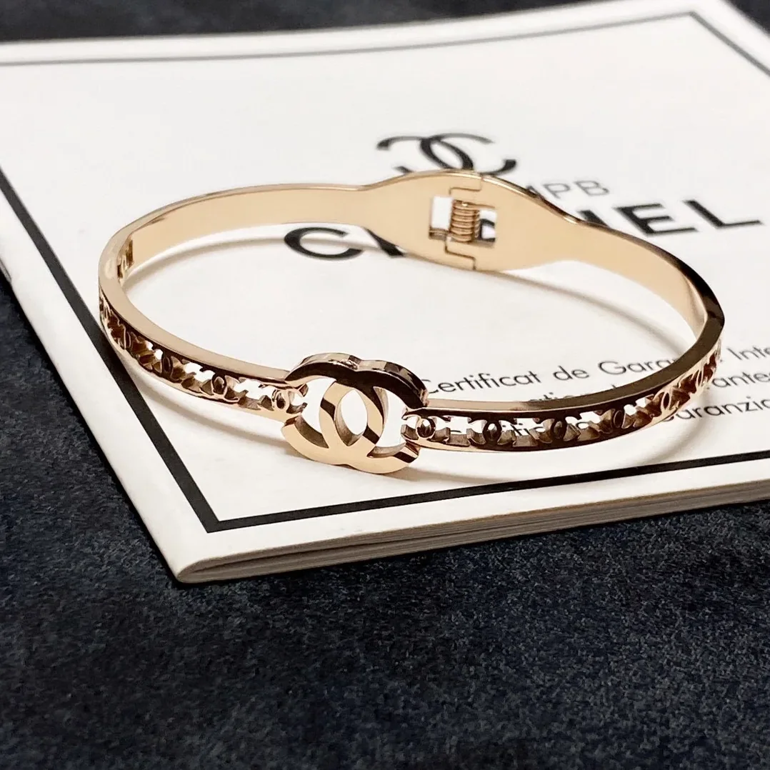 Chanel Mother Of Pearl Bracelet Gold Chanel Mother Of Pearl Bracelet Gold