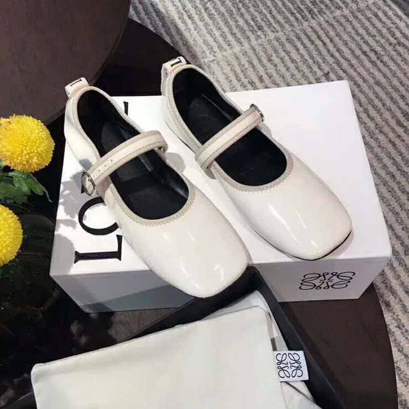 Loewe Babies Ballerina in Calfskin Leather with Loewe Jacquard Grosgrain Detail for Women in White Loewe Babies Ballerina in Calfskin Leather with Loewe Jacquard Grosgrain Detail for Women in White