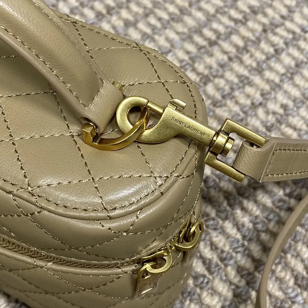 Saint Laurent YSL Gaby Vanity Bag In Lambskin for Women in Beige Saint Laurent YSL Gaby Vanity Bag In Lambskin for Women in Beige