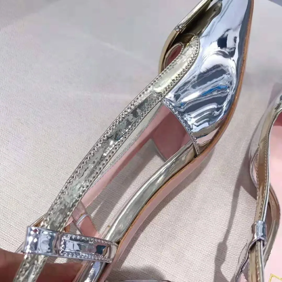 Roger Vivier Sling Back Vivier Pumps for Women in Silver Roger Vivier Sling Back Vivier Pumps for Women in Silver
