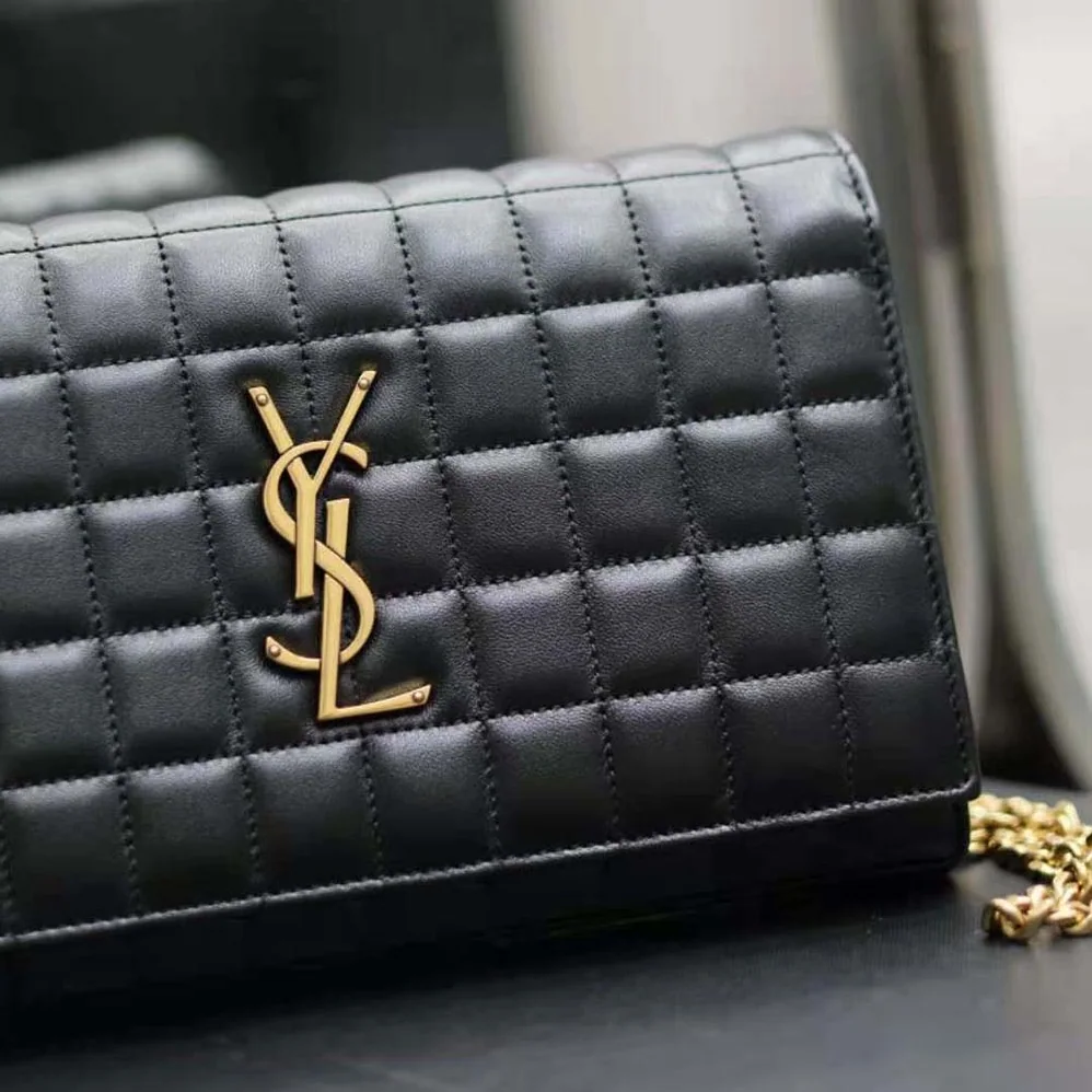 Saint Laurent YSL Le Maillon in Quilted Shiny Leather for Women in Black