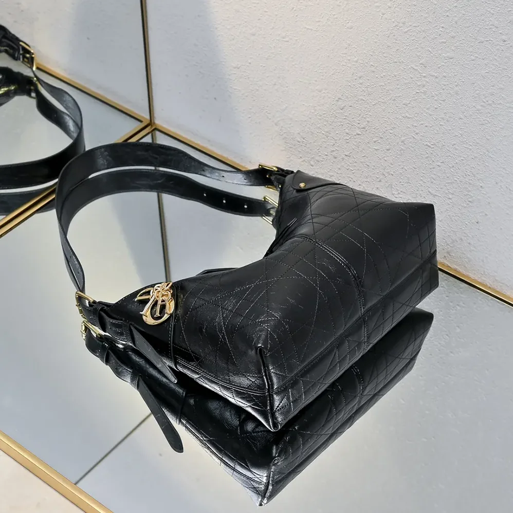 Dior Medium Dior Voyage Bag Black Flat Macrocannage Grained Calfskin for Women Dior Medium Dior Voyage Bag Black Flat Macrocannage Grained Calfskin for Women