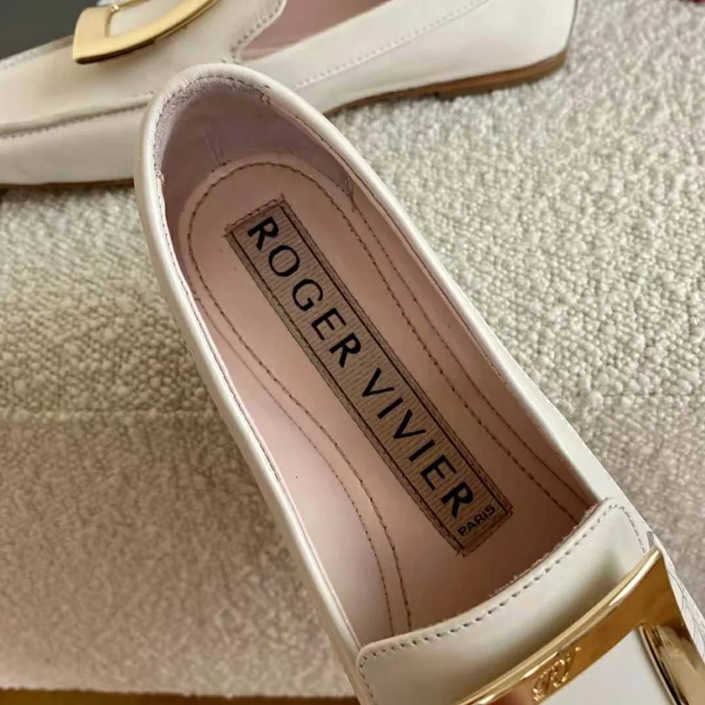 Roger Vivier Viv' Driver Metal Buckle Loafers in Leather for Women in White Roger Vivier Viv' Driver Metal Buckle Loafers in Leather for Women in White