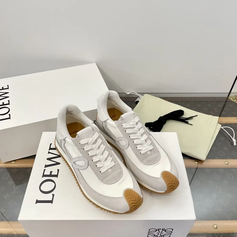 Loewe Flow Runner in Nylon and Suede for Unisex in White Loewe Flow Runner in Nylon and Suede for Unisex in White