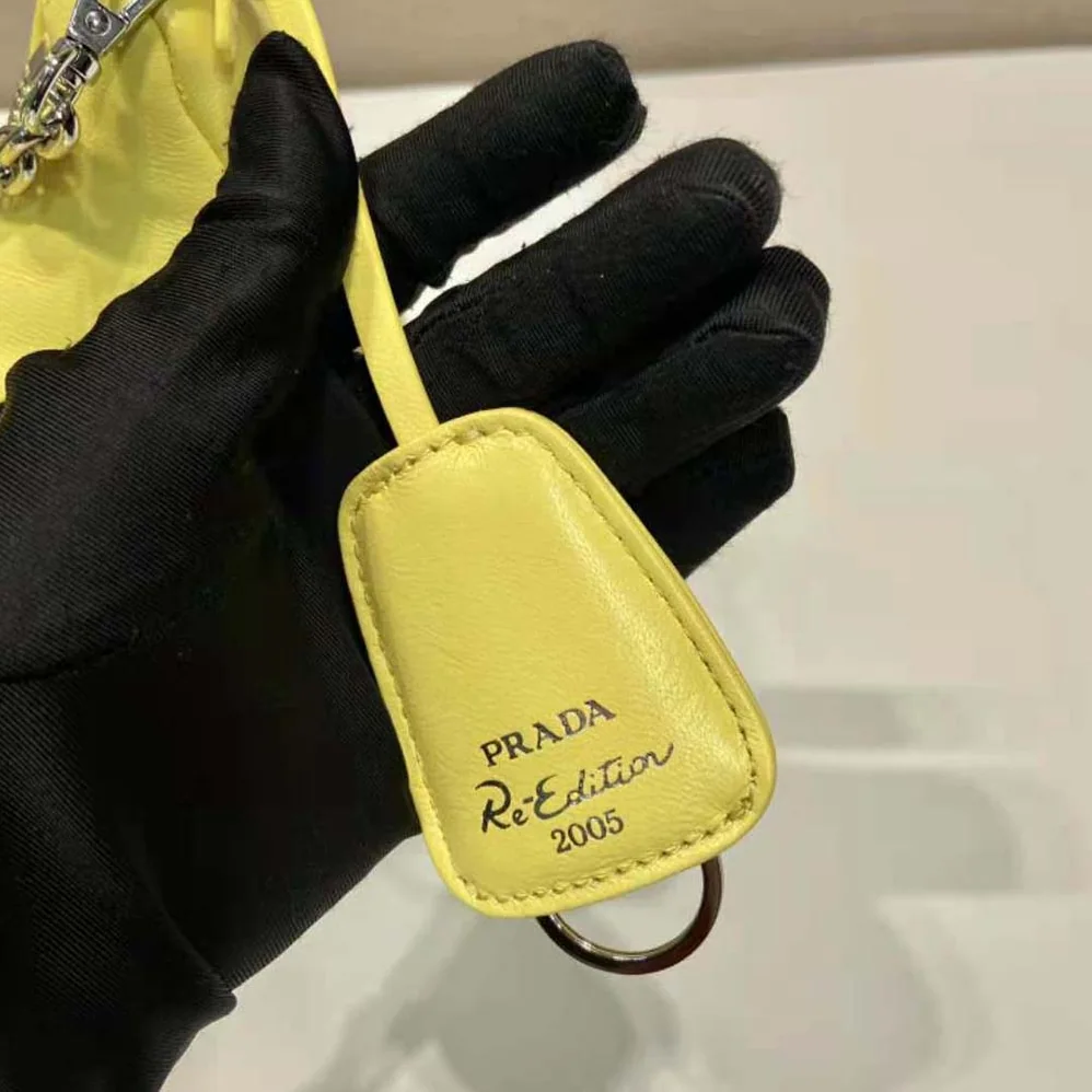 Prada Padded Nappa-Leather Prada Re-Edition 2005 Shoulder Bag for Women in Yellow