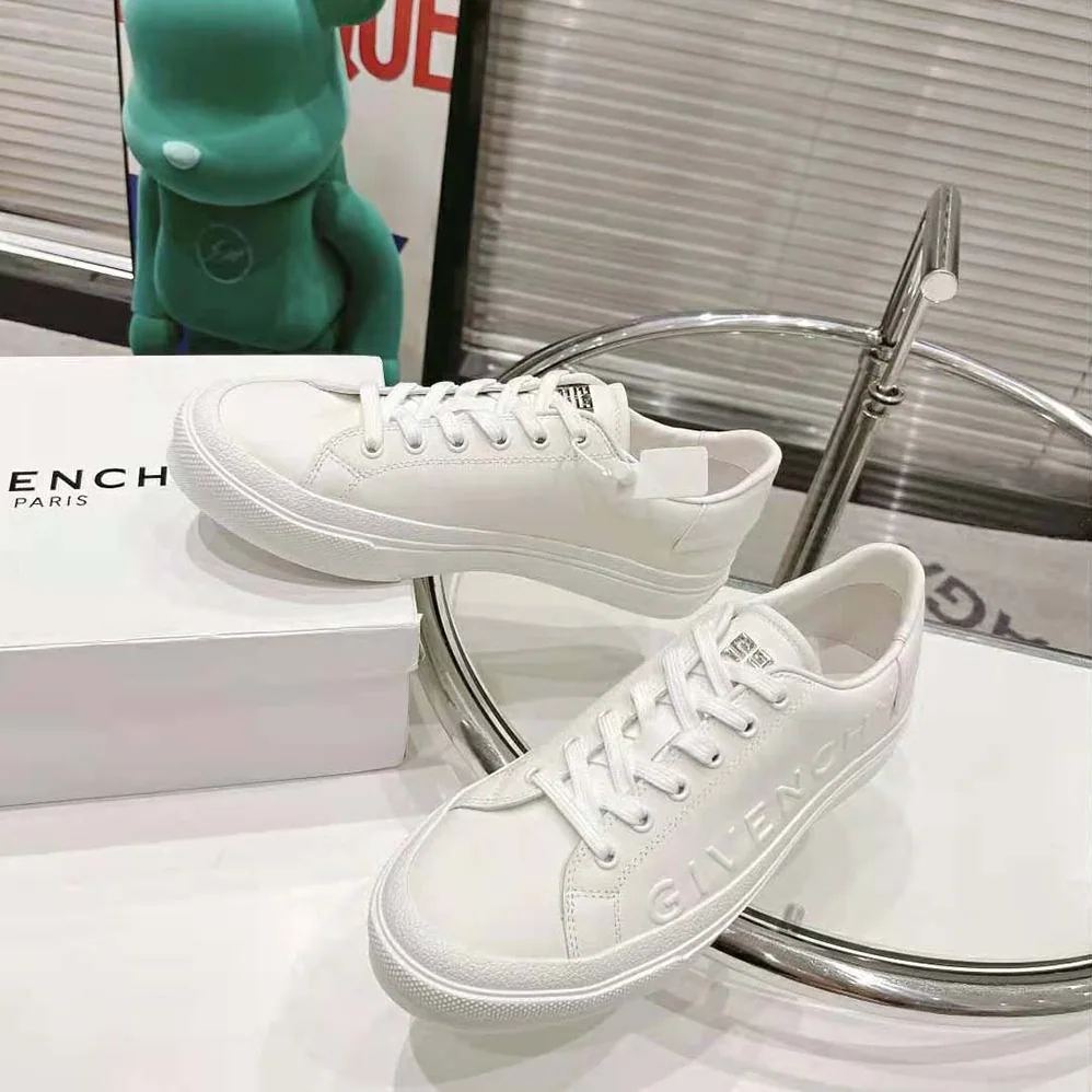 Givenchy City Sport Sneakers in GIVENCHY Leather for Men Givenchy City Sport Sneakers in GIVENCHY Leather for Men