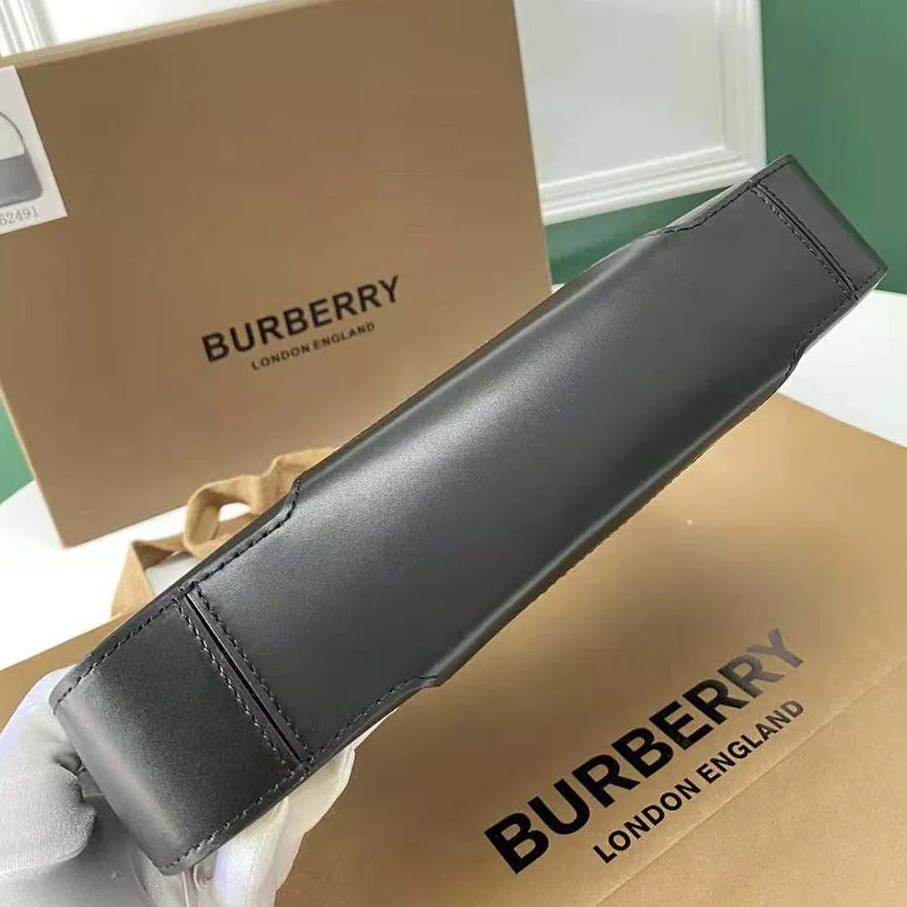 Burberry Leather TB Shoulder Bag for Women in Black Burberry Leather TB Shoulder Bag for Women in Black