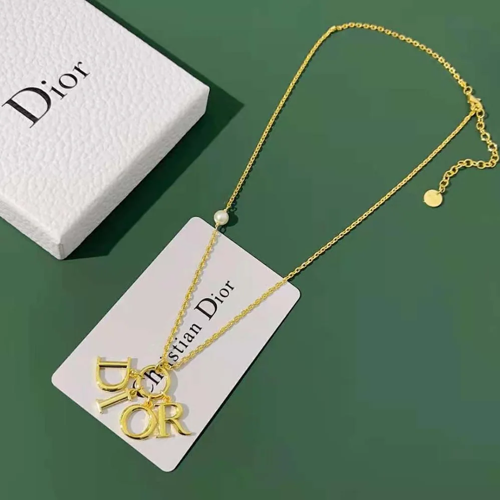 Dior Dio(r)evolution Necklace Gold-Finish Metal with a White Resin Pearl for Women Dior Dio(r)evolution Necklace Gold-Finish Metal with a White Resin Pearl for Women