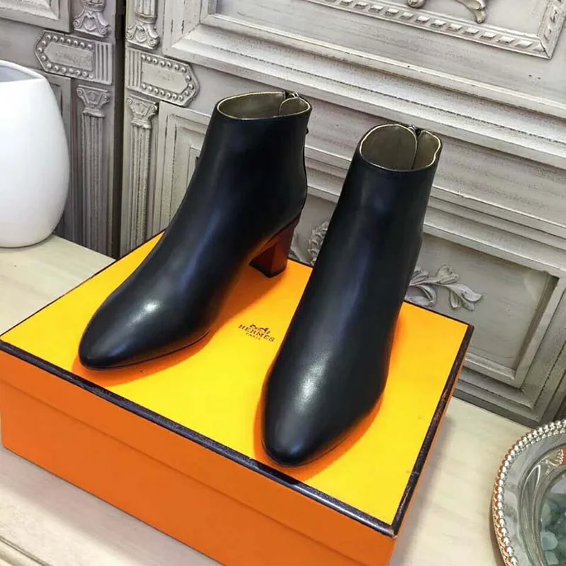 Hermes Shoes Riley Ankle Boot 60mm Heel Hight for Women in Black