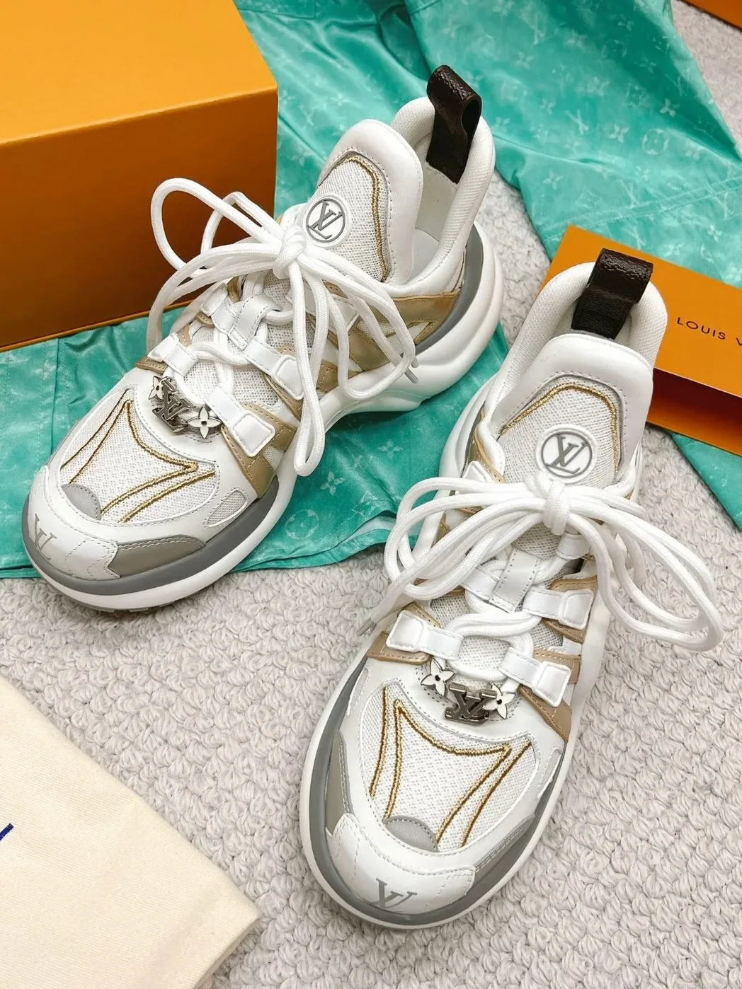 Louis Vuitton LV Archlight Sneaker White Louis Vuitton LV Archlight Sneaker White