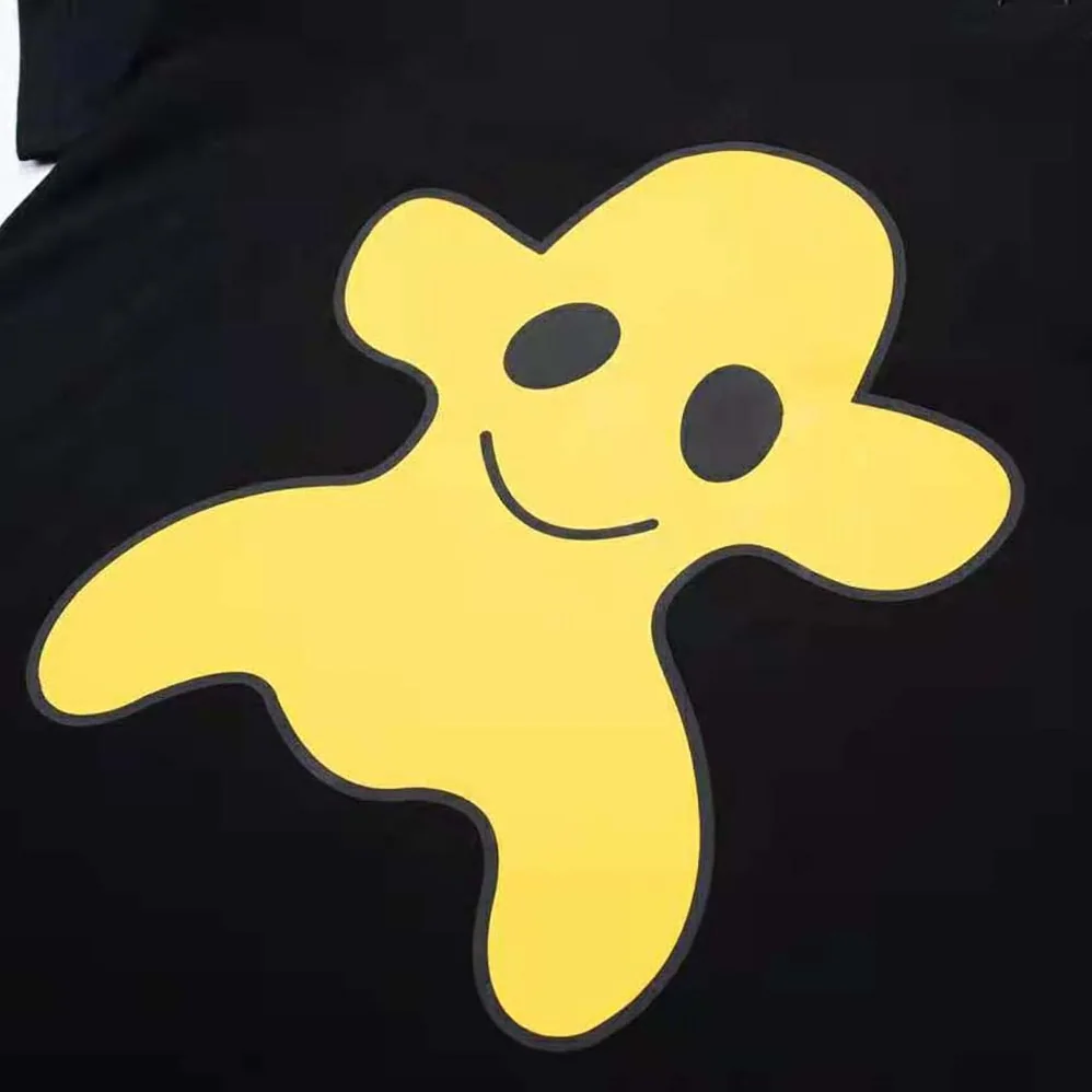 Burberry Monster Graphic Print Cotton Oversized T-shirt for Men in Black Burberry Monster Graphic Print Cotton Oversized T-shirt for Men in Black