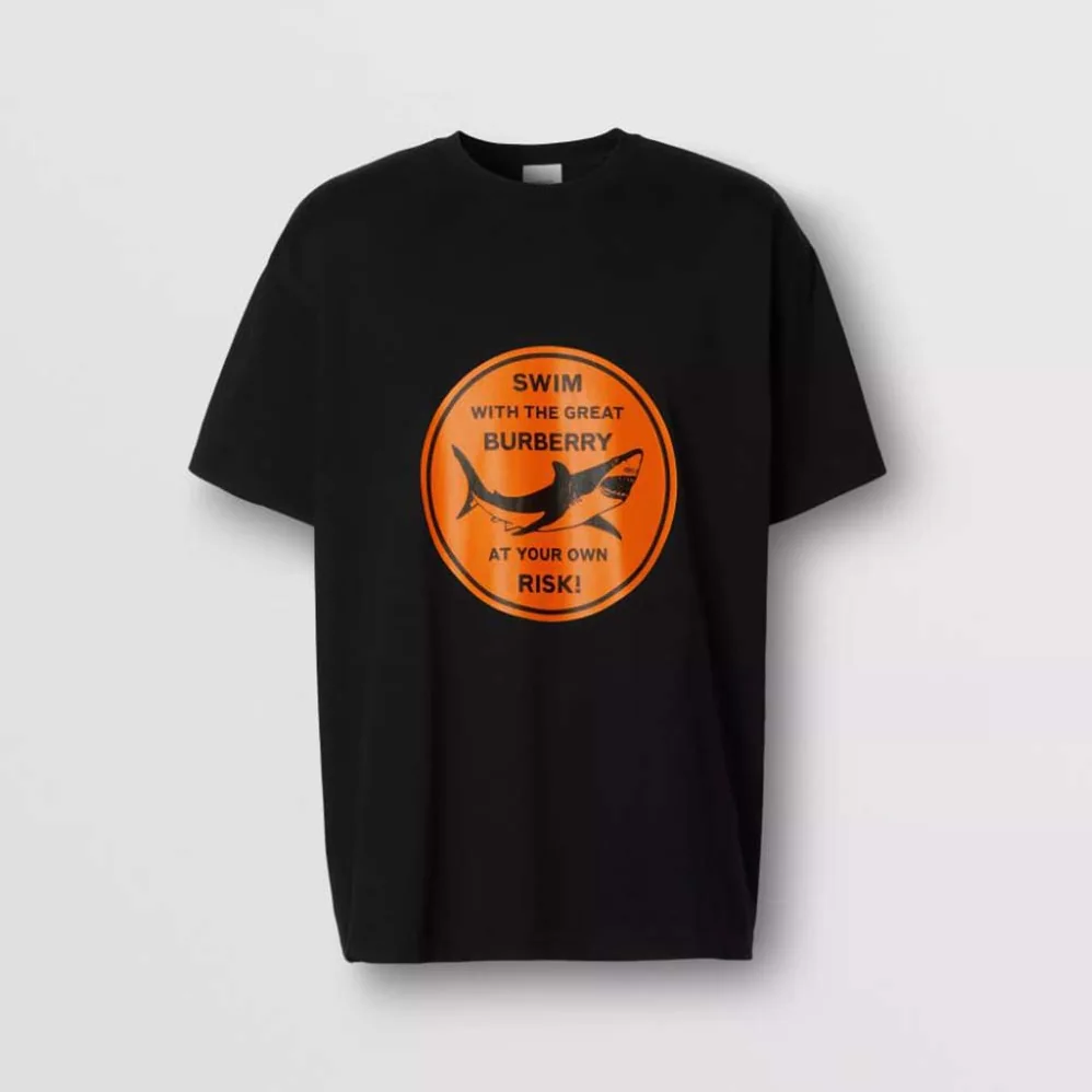 Burberry Shark Graphic Cotton Oversized T-shirt for Men in Black