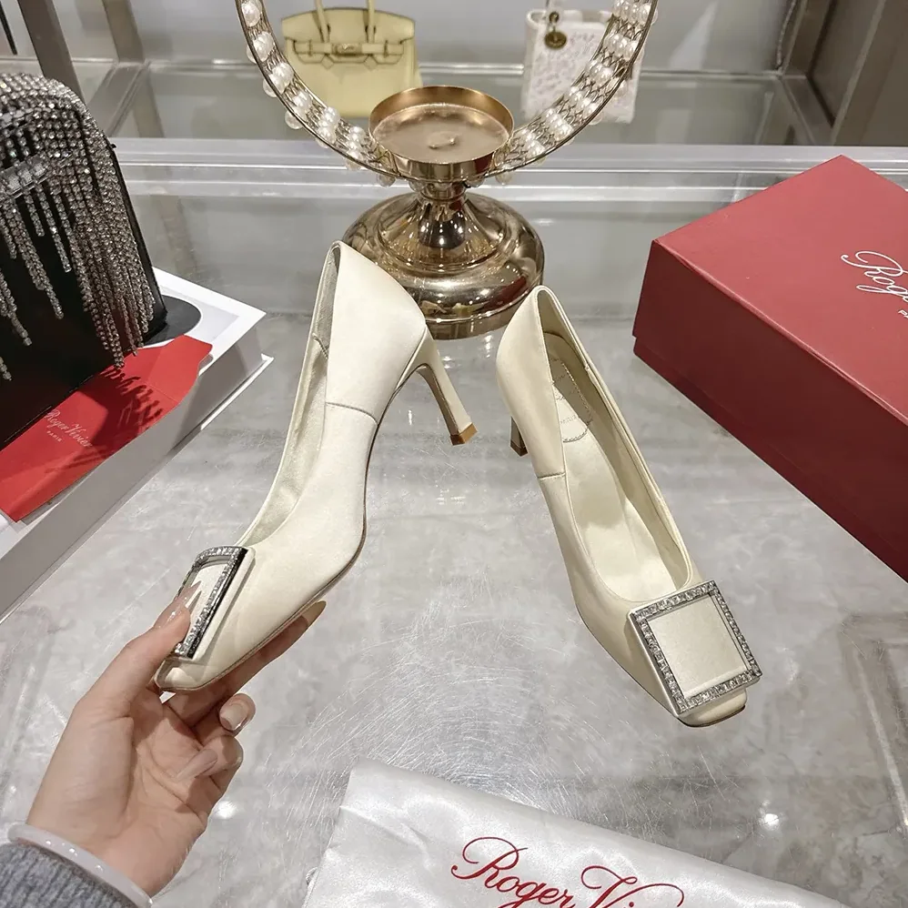 Roger Vivier Trompette Pumps in Satin for Women in White Roger Vivier Trompette Pumps in Satin for Women in White
