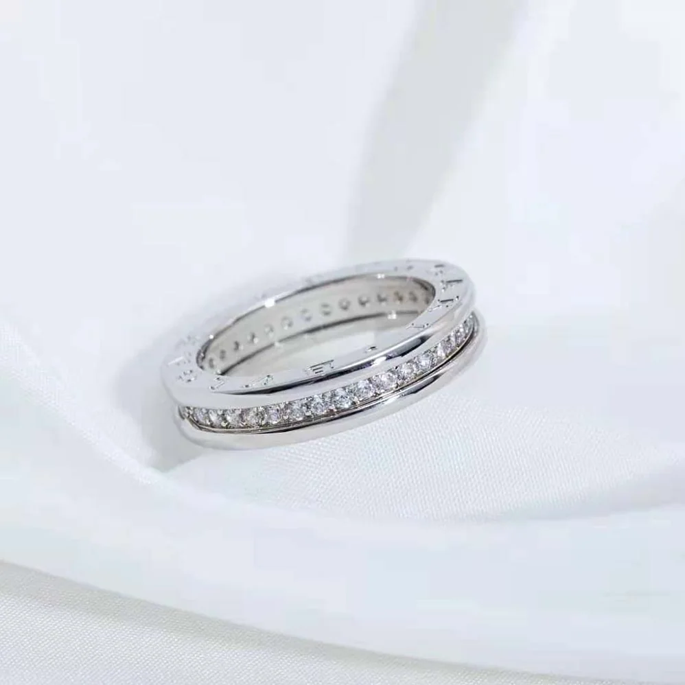 Bvlgari B.zero1 One-Band Ring in 18 KT White Gold Set with Pave Diamonds on the Spiral for Women Bvlgari B.zero1 One-Band Ring in 18 KT White Gold Set with Pave Diamonds on the Spiral for Women