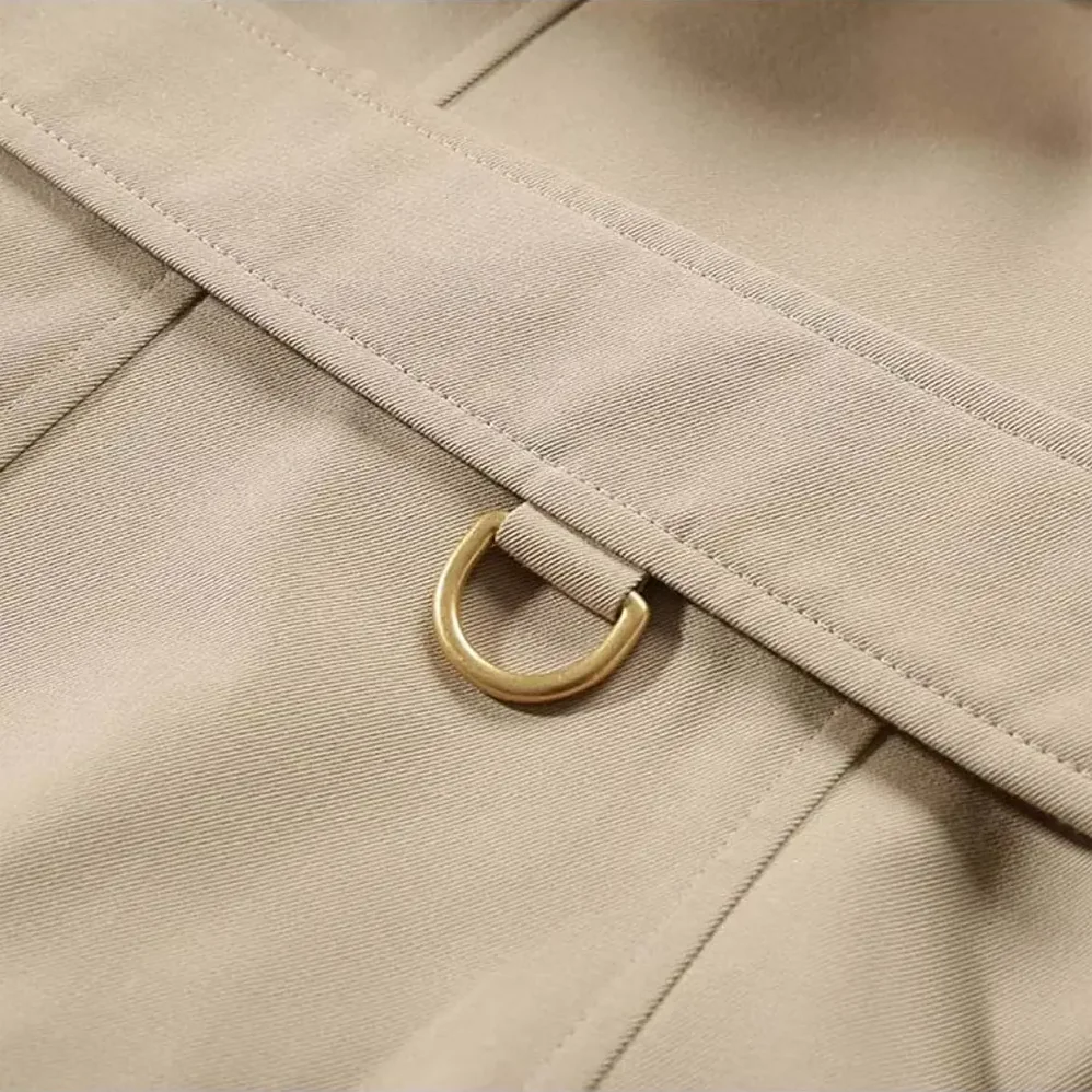 Burberry Chelsea Heritage Trench Coat for Women