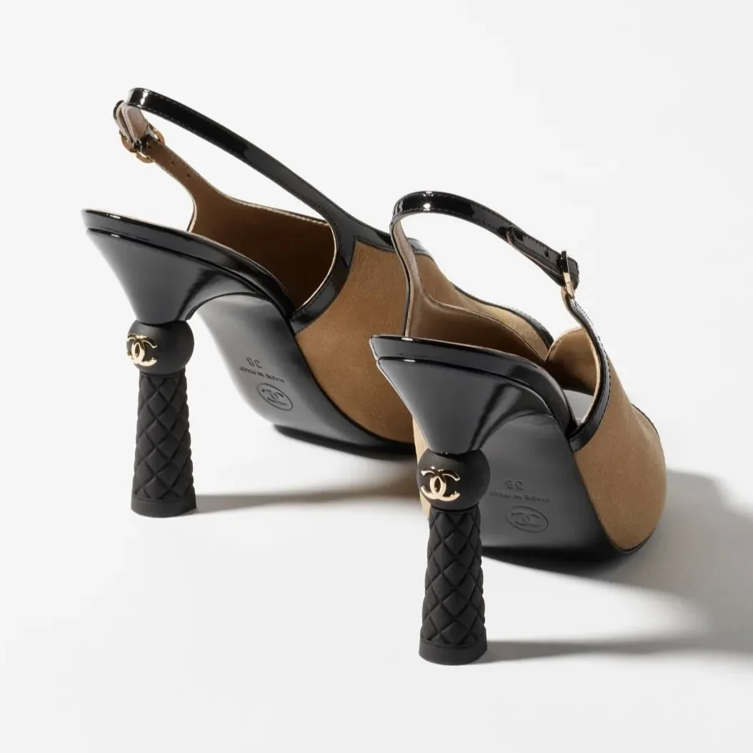 Chanel Suede Sandals Beige/Black --U1768