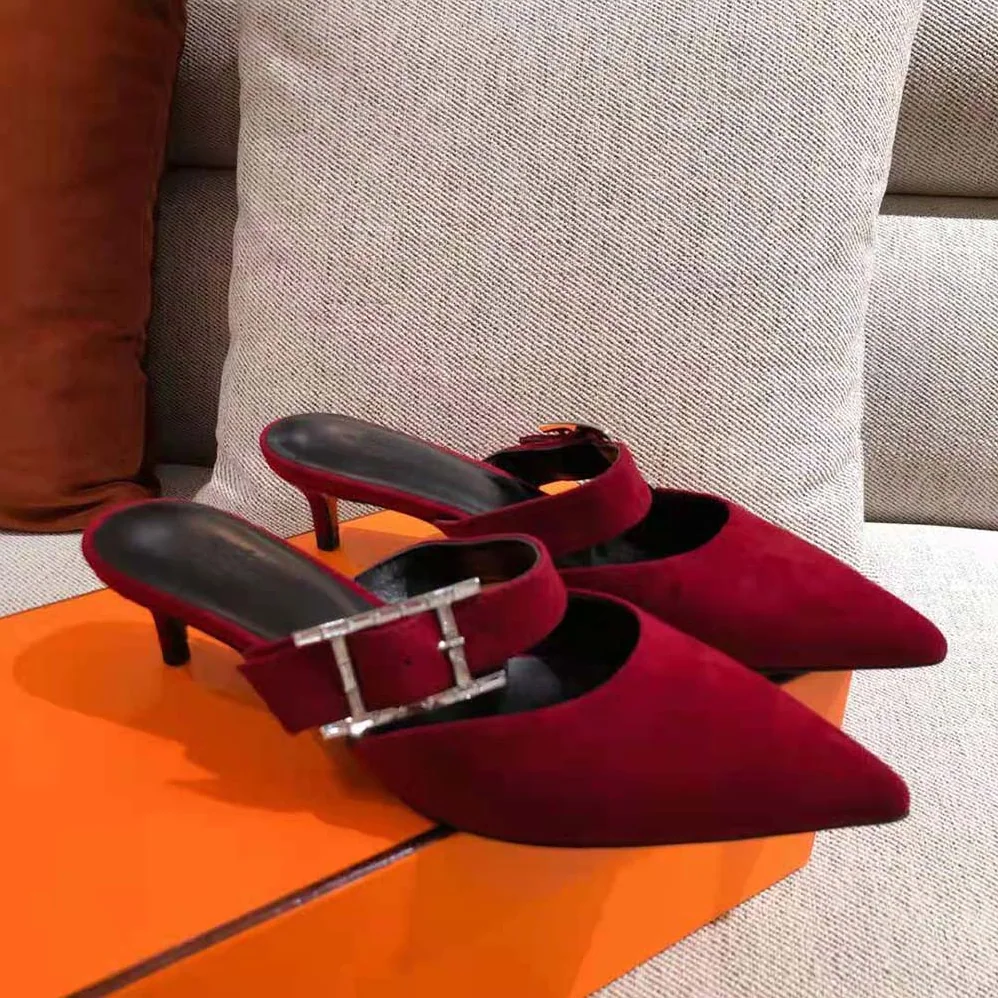 Hermes Blink Mule Mule in Suede Goatskin for Women in Maroon Hermes Blink Mule Mule in Suede Goatskin for Women in Maroon