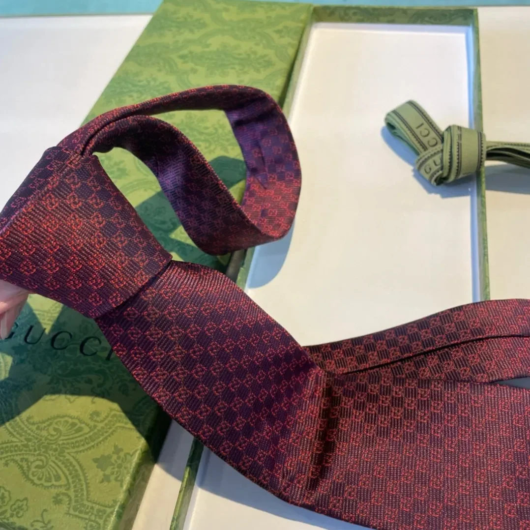 Gucci Monogram Interlocking G Jacquard Burgundy Tie