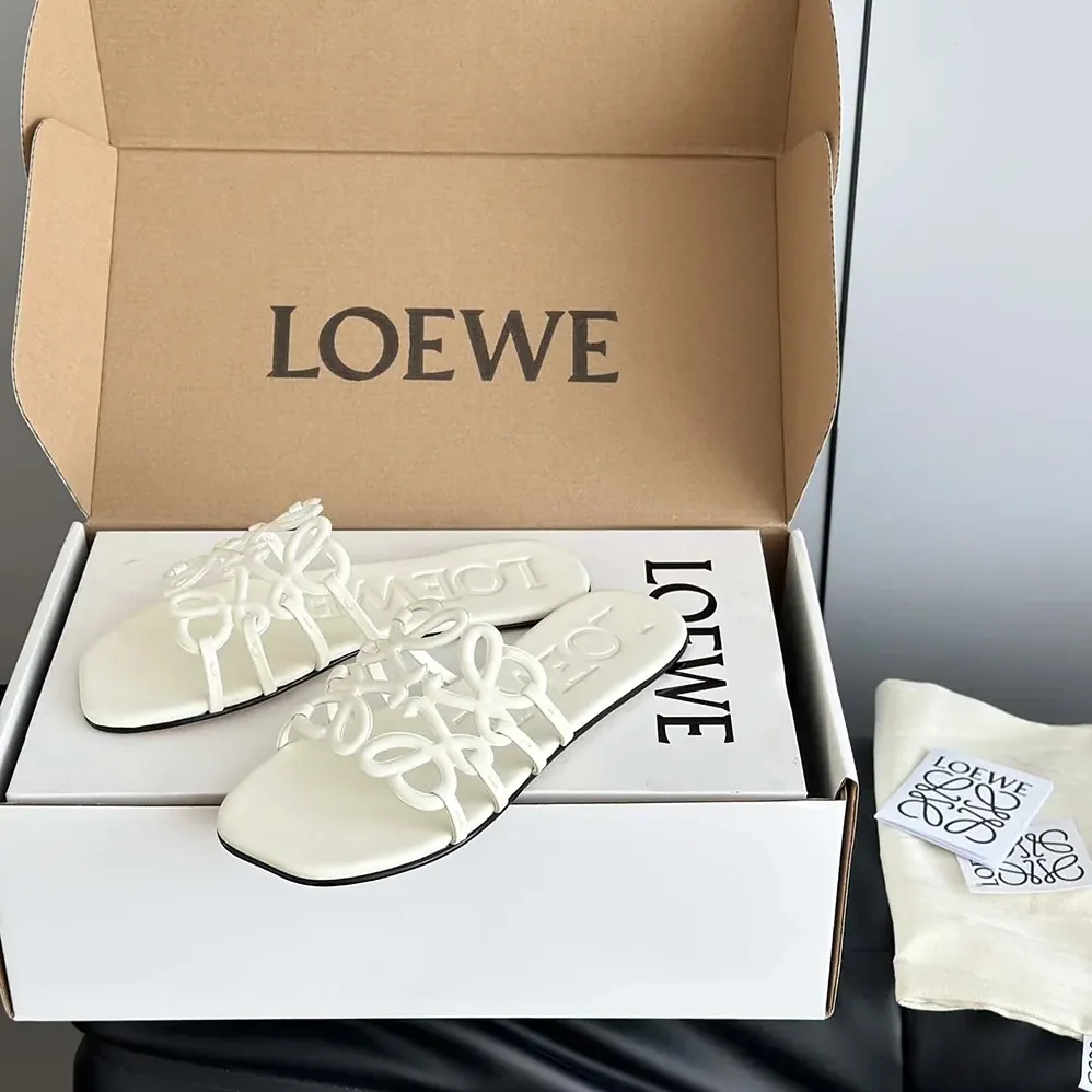 Loewe Petal Anagram Slide in Soft Calfskin for Women in White