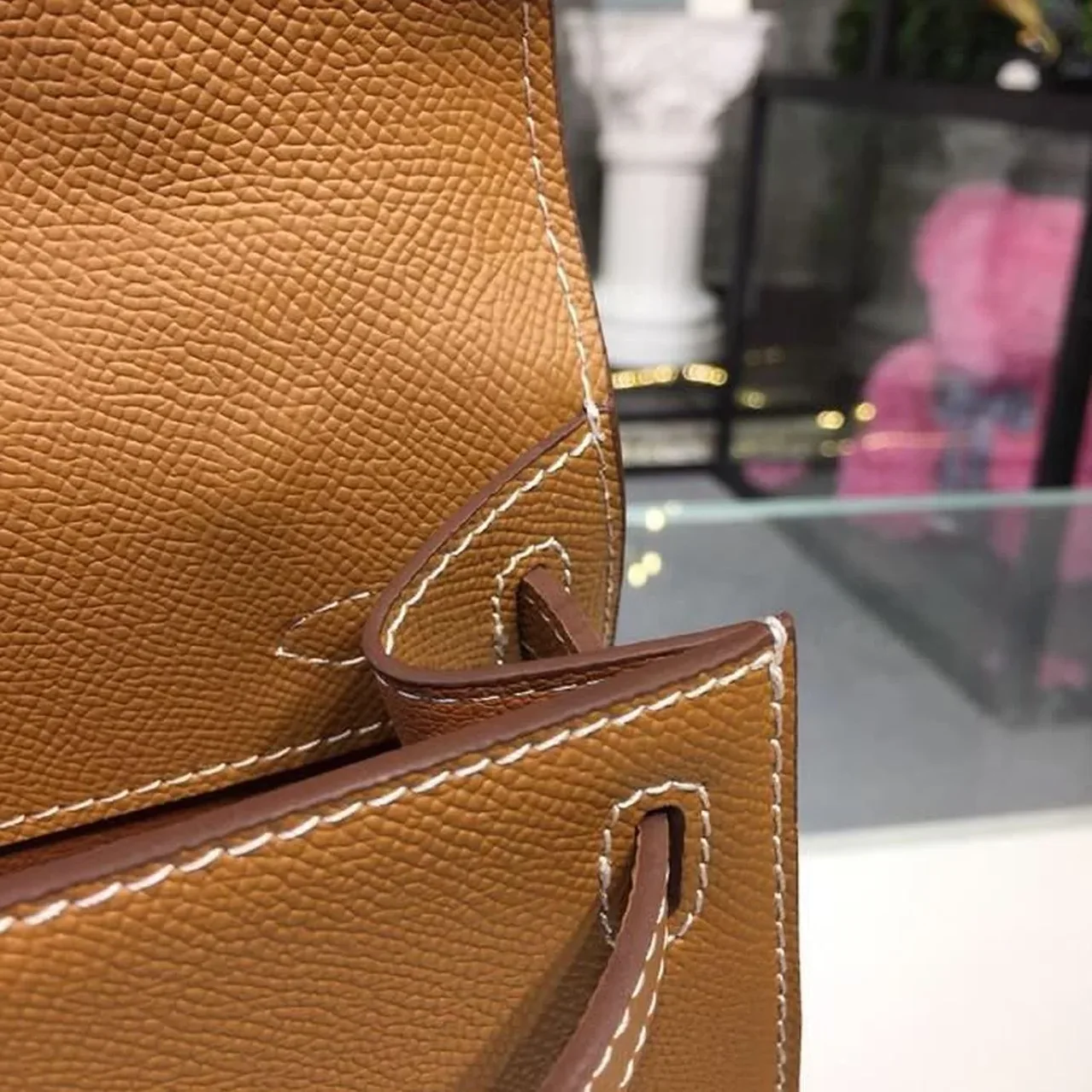 Hermes Mini Kelly KP Pochette Gold Gold Toned Hardware / Hermes Mini Kelly KP Pochette Gold Gold Toned Hardware /