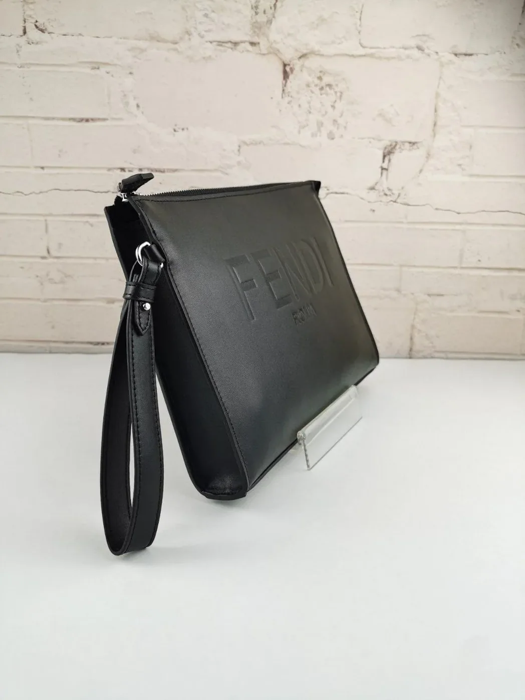 Fendi Flat Pouch In Black / FF 7VA491AFBFF0GXN Fendi Flat Pouch In Black / FF 7VA491AFBFF0GXN