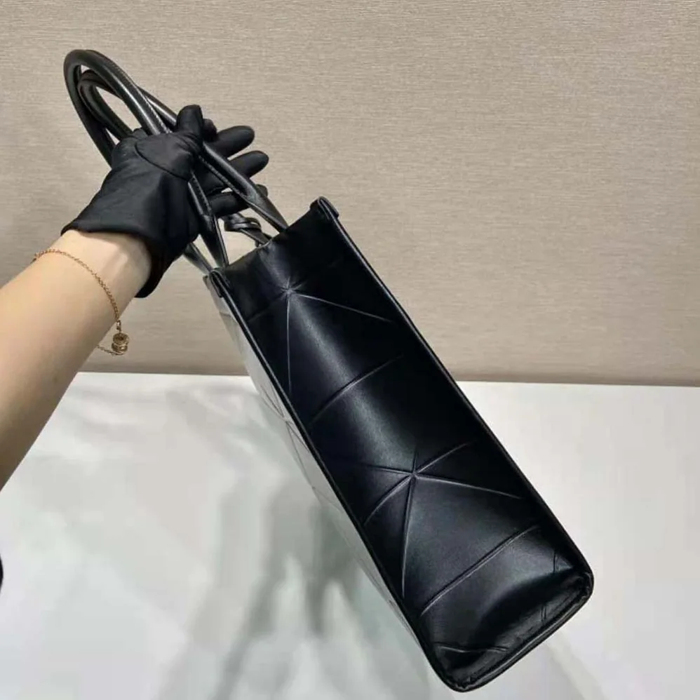 Prada Large Leather Handbag for Women in Black Prada Large Leather Handbag for Women in Black