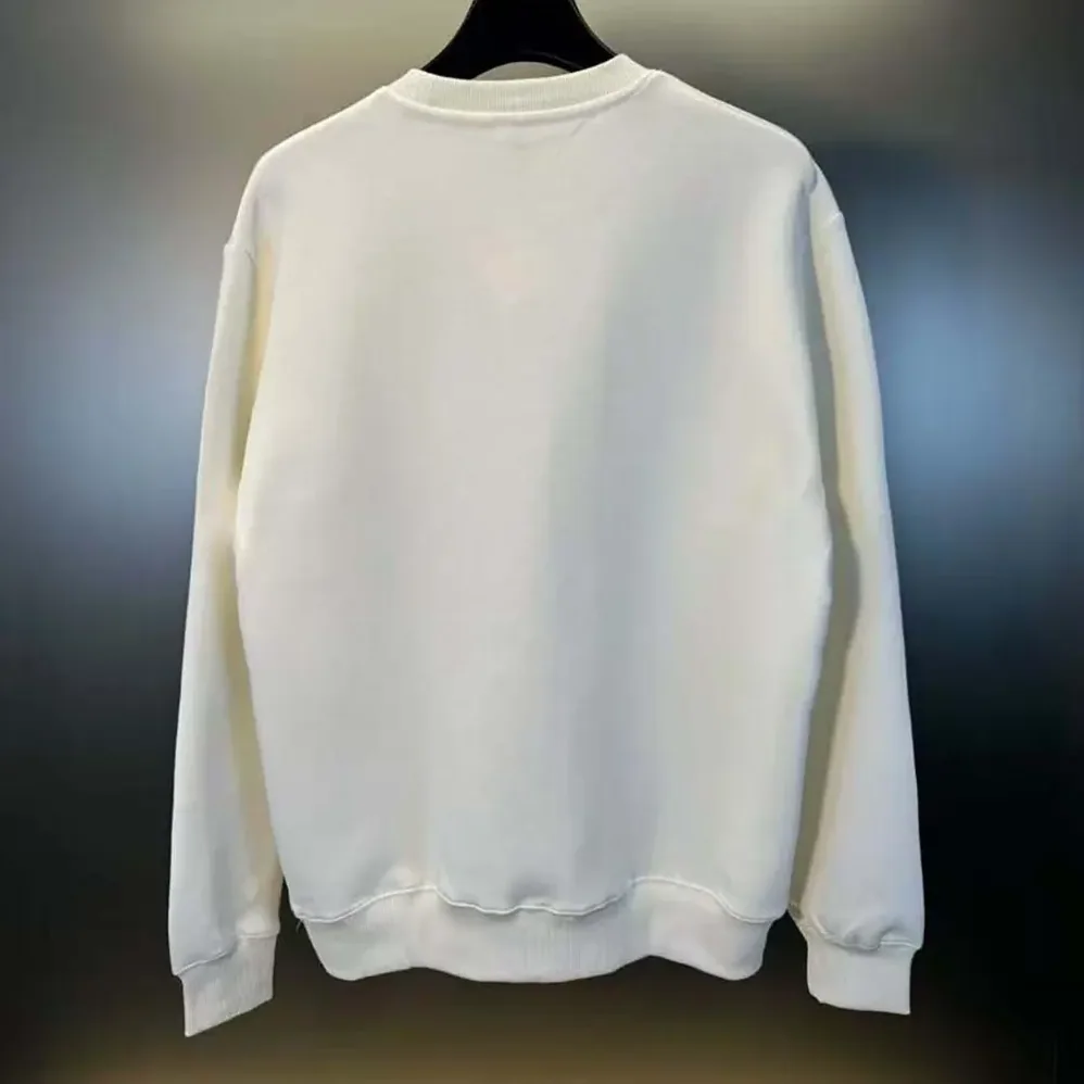 Loewe Anagram Regular Fit Sweatshirt in Cotton for Men in White/Red