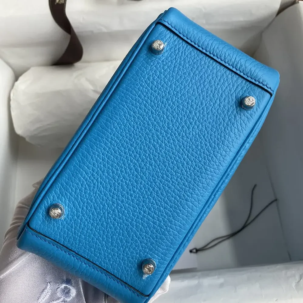 Hermes Lindy Mini 19 in Clemence Leather for Women in Blue/Silver Hermes Lindy Mini 19 in Clemence Leather for Women in Blue/Silver