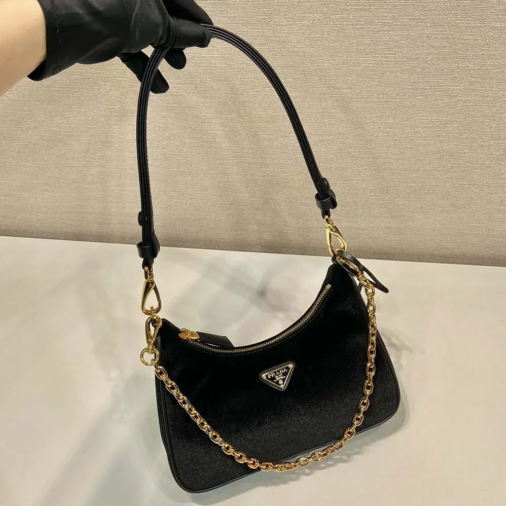 Prada Re-Edition Velvet Mini-bag for Women in Black