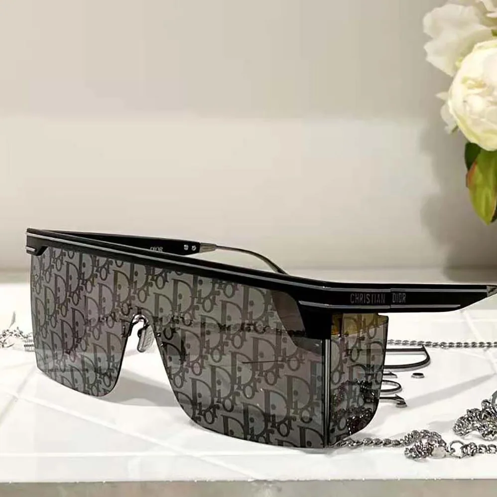 Dior DiorClub M1U Black Dior Oblique Mask Sunglasses for Women Dior DiorClub M1U Black Dior Oblique Mask Sunglasses for Women