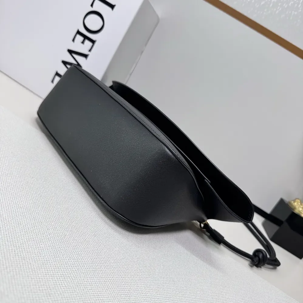 Loewe Medium Ola Bag in Smooth Calfskin for Women in Black