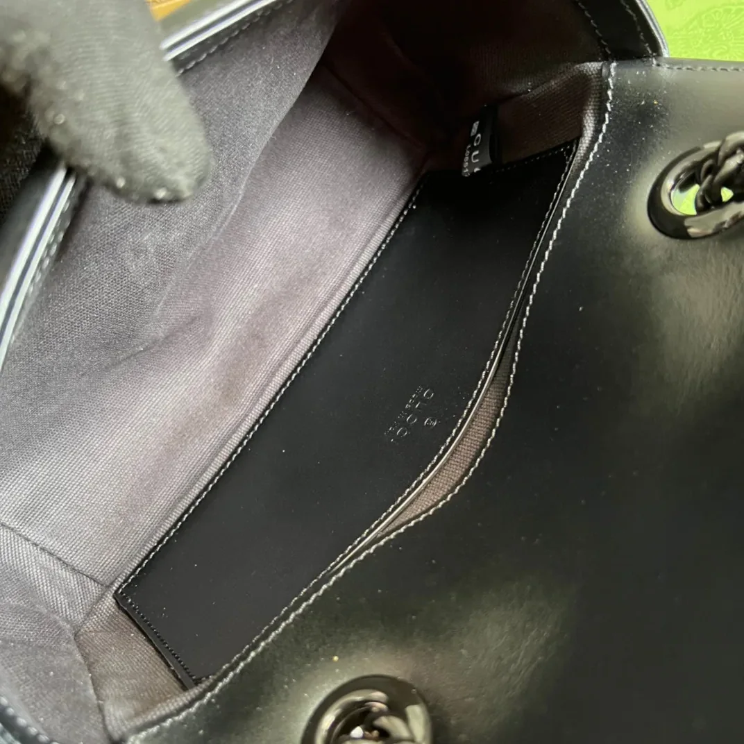 Gucci Marmont Matelassé Mini Bag White / GG
