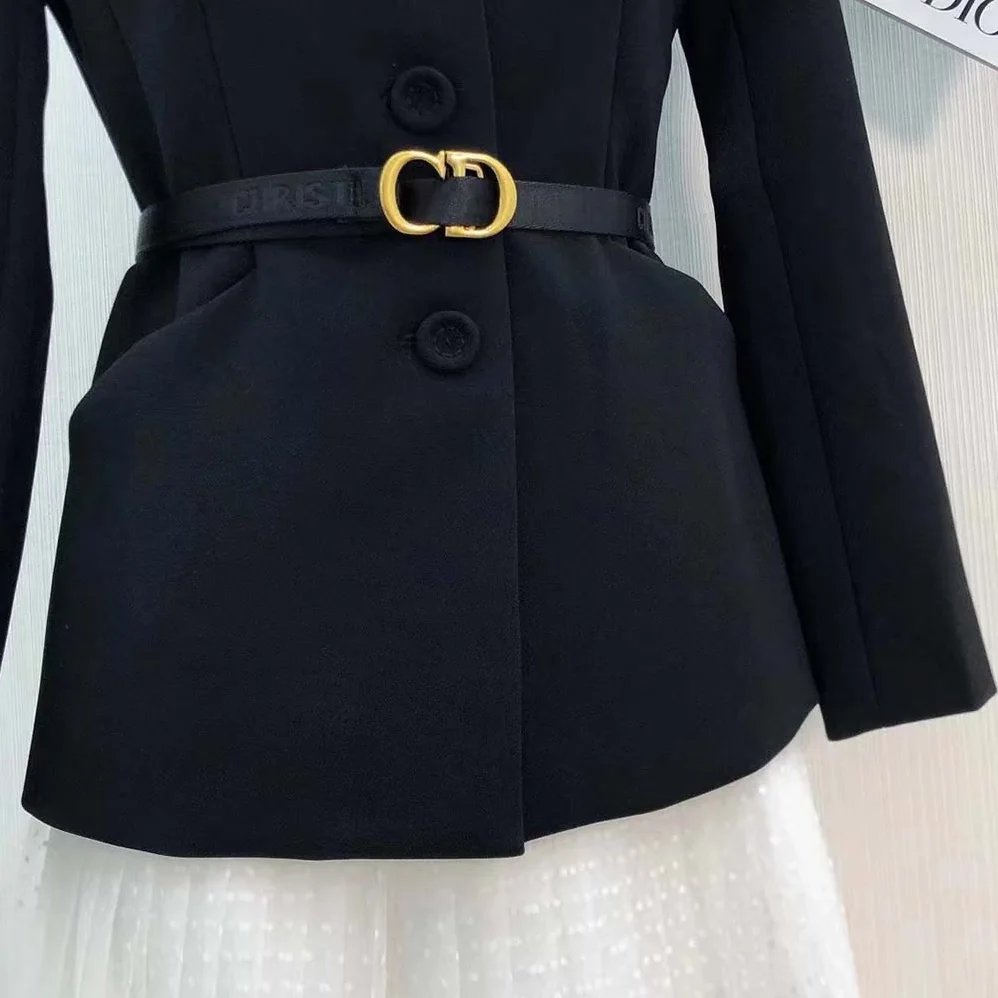 Dior 30 Montaigne Bar Jacke Black Single for Women in Breasted Wool and Silk Dior 30 Montaigne Bar Jacke Black Single for Women in Breasted Wool and Silk