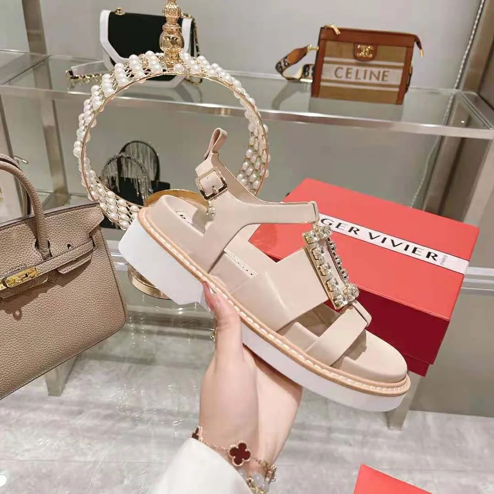 Roger Vivier Viv Rangers Strass Buckle Sandals in Nabuk for Women in Pink Roger Vivier Viv Rangers Strass Buckle Sandals in Nabuk for Women in Pink