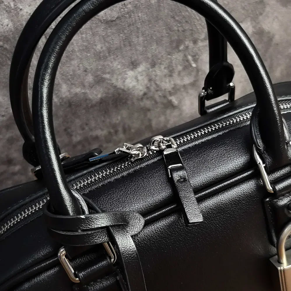 Loewe Amazona 23 Cropped Bag in Shiny Calfskin for Women Loewe Amazona 23 Cropped Bag in Shiny Calfskin for Women