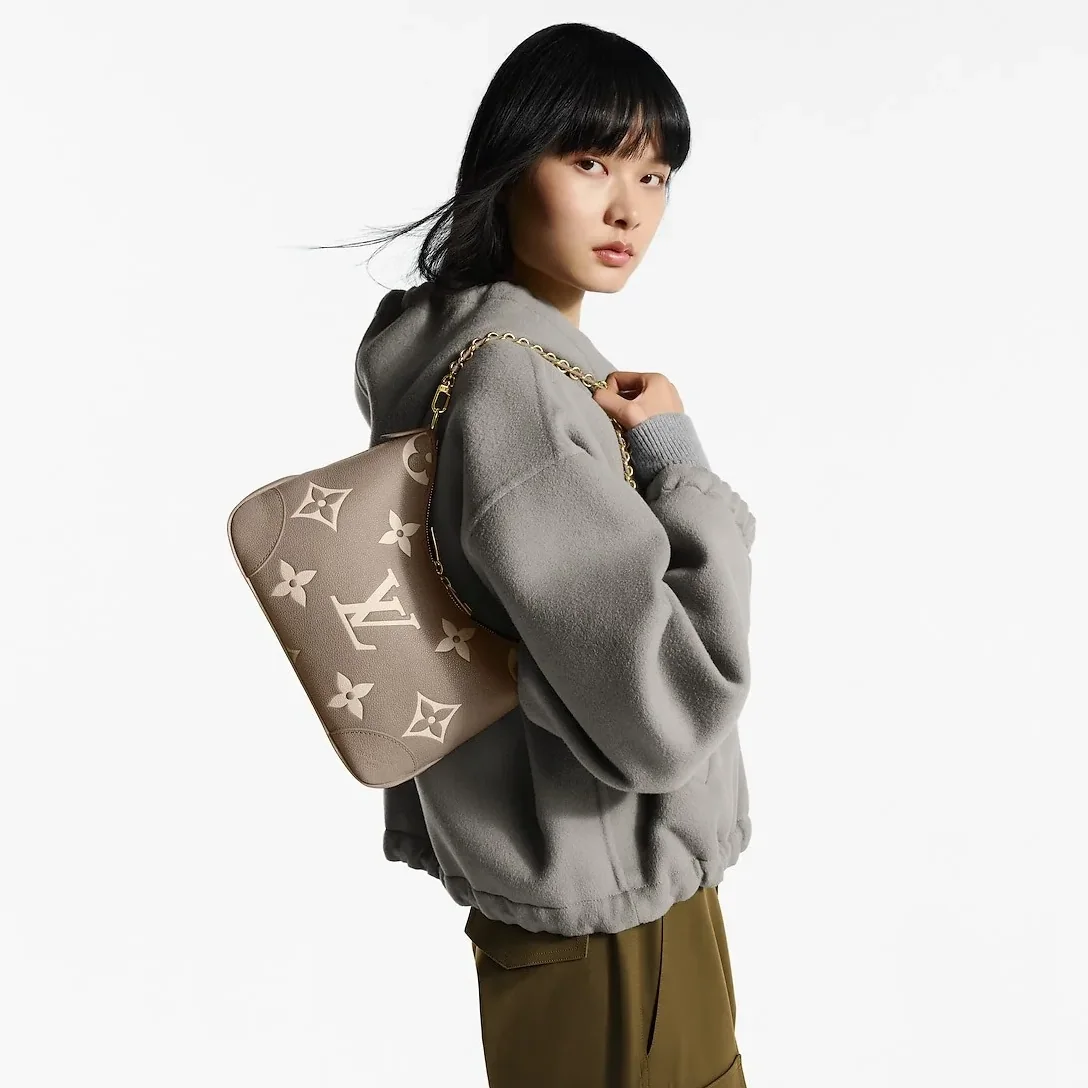 Louis Vuitton Boulogne PM Crossboy Bag / Dove Gray/ Cream Gold Hardware