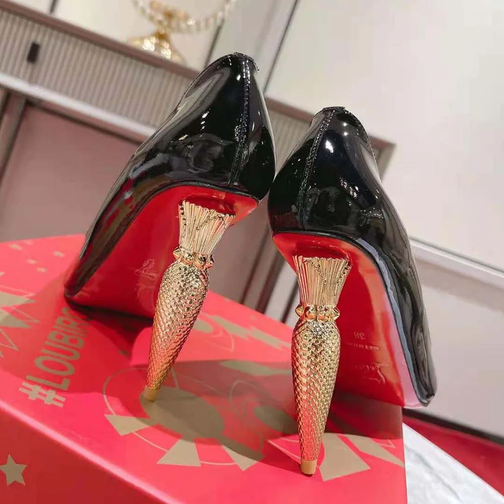 Christian Louboutin Lipchick Pump 100 mm Heel Height for Women in Black Christian Louboutin Lipchick Pump 100 mm Heel Height for Women in Black