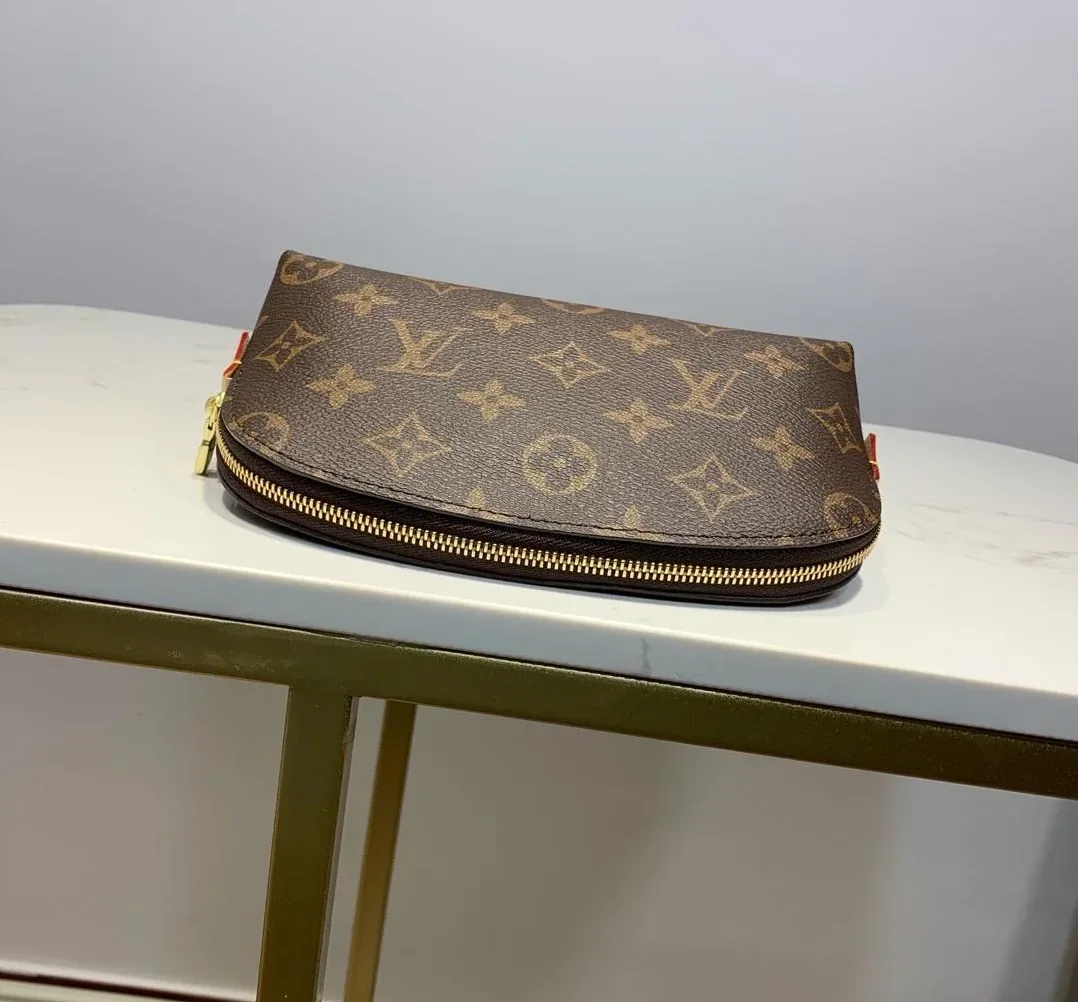 Louis Vuitton Cosmetic Pouch PM Monogram Canvas Louis Vuitton Cosmetic Pouch PM Monogram Canvas