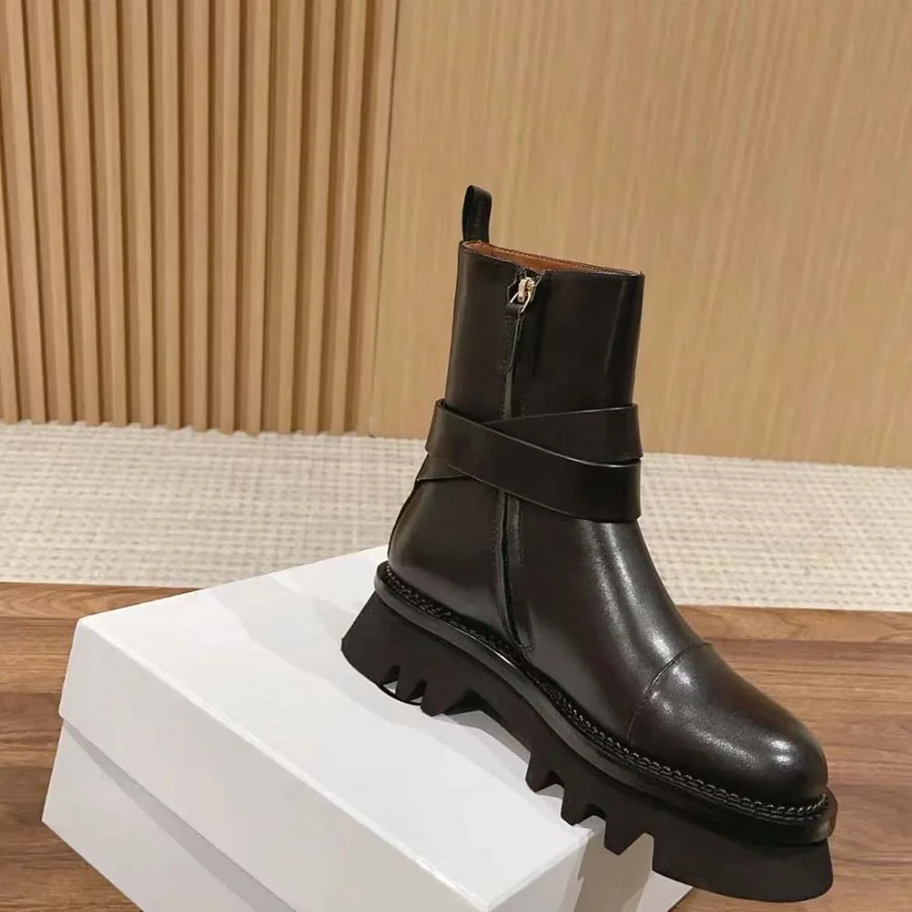 Chloe Owena Ankle Boots for Women in Black Chloe Owena Ankle Boots for Women in Black