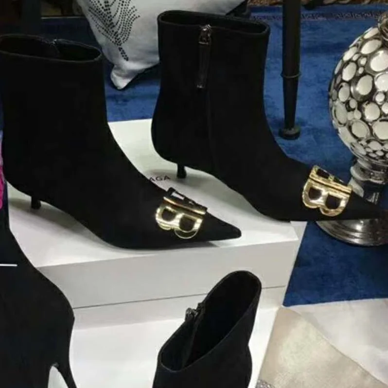 Balenciaga Shoes BB Booties Velvet 40mm Heel for Women in Black Balenciaga Shoes BB Booties Velvet 40mm Heel for Women in Black