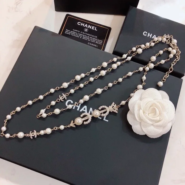 Chanel Accessories Pearl Necklace Logo CC Gold Tone Chanel Accessories Pearl Necklace Logo CC Gold Tone