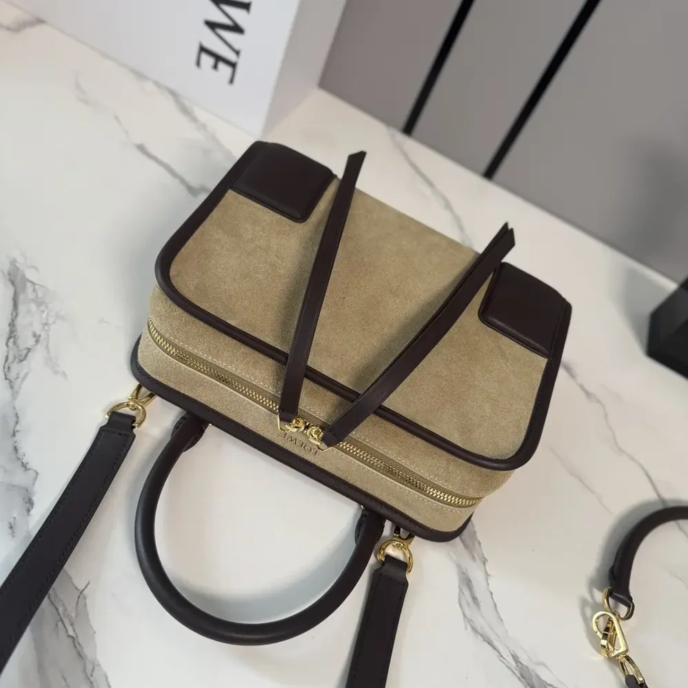 Loewe Small Amazona 180 Bag in Suede for Women in Oro/Chocolat Loewe Small Amazona 180 Bag in Suede for Women in Oro/Chocolat