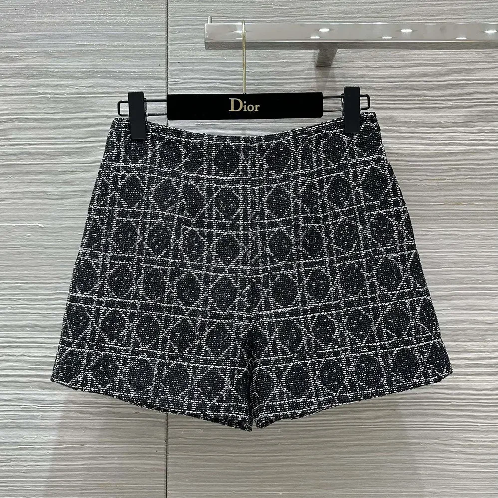 Dior Macrocannage Shorts Black and White Cotton Blend Tweed for Women Dior Macrocannage Shorts Black and White Cotton Blend Tweed for Women