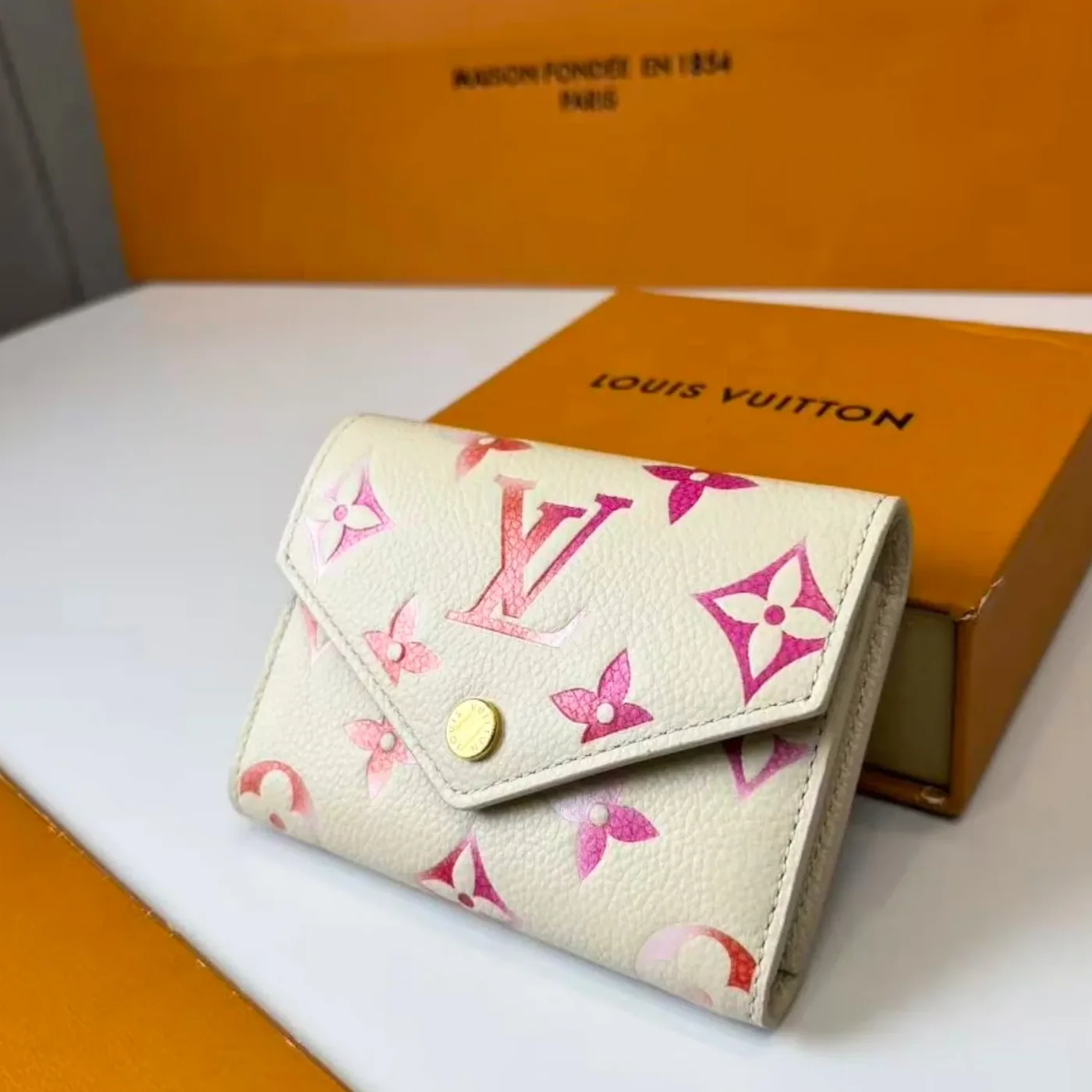 Louis Vuitton Victorine Wallet Cream 4.7 Inches/