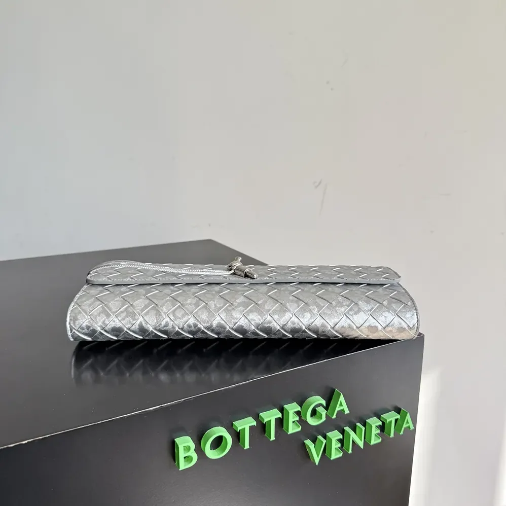 Bottega Veneta Andiamo Clutch for Women in Silver