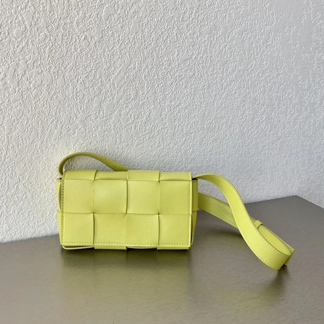 Bottega Veneta Belt Cassette Acid Kiwi Bottega Veneta Belt Cassette Acid Kiwi