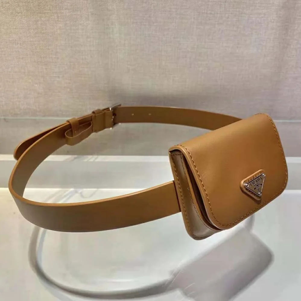 Prada Leather Belt With a Hybrid Multifunctional Design for Women in Brown Prada Leather Belt With a Hybrid Multifunctional Design for Women in Brown