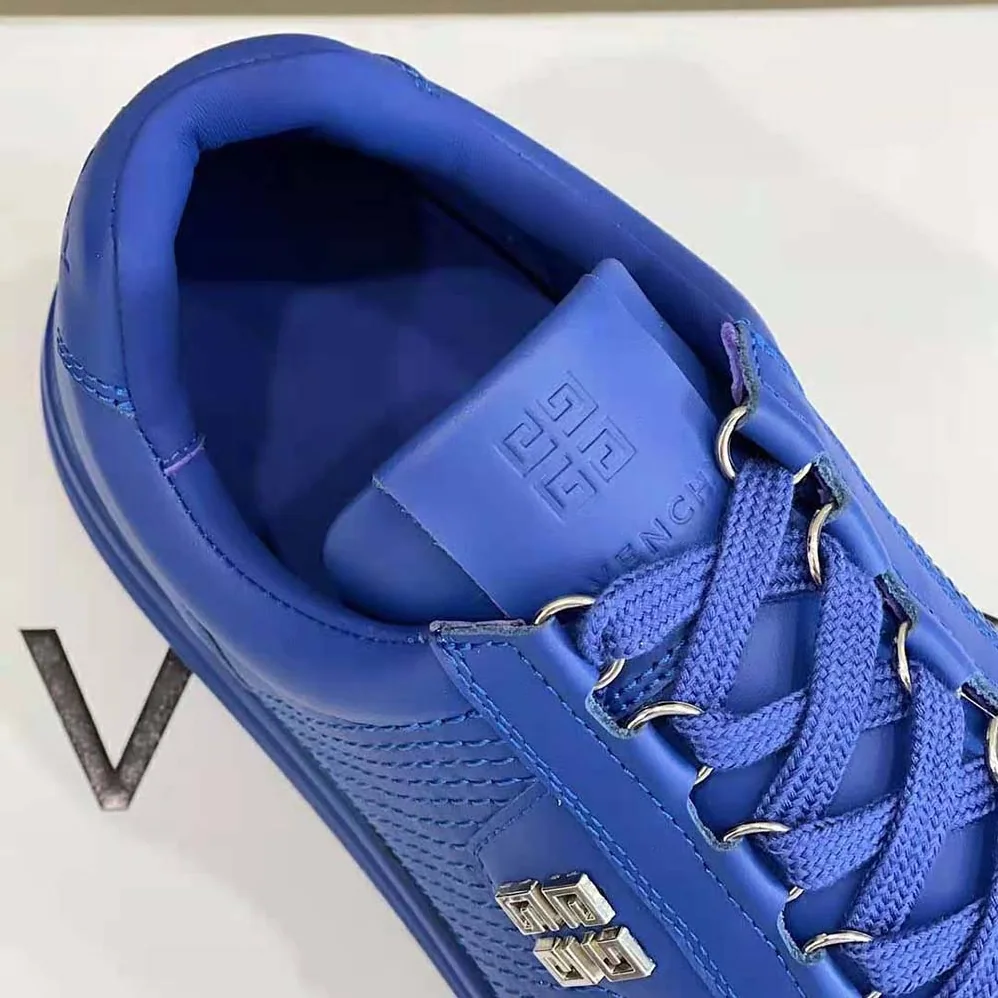 Givenchy G4 Sneakers in Leather for Men in Blue