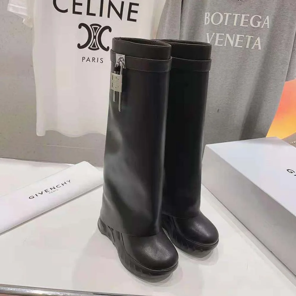 Givenchy Shark Lock Biker Boots in Grained Leather for Women in Black Givenchy Shark Lock Biker Boots in Grained Leather for Women in Black