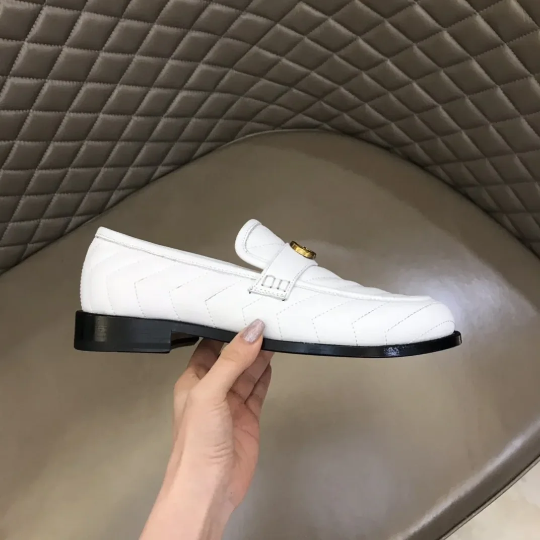 Gucci Loafer With Interlocking G White Gucci Loafer With Interlocking G White